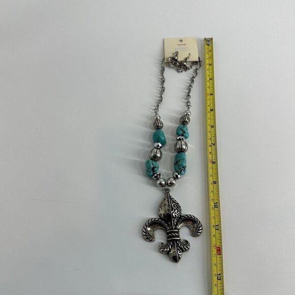DaVinci Lead & Nickel Safe Silver and Turquoise Color Fleur-de-Lis Necklace and - Picture 2 of 5